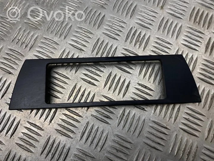 Audi A6 S6 C4 4A Radio/GPS head unit trim 4A0820325B