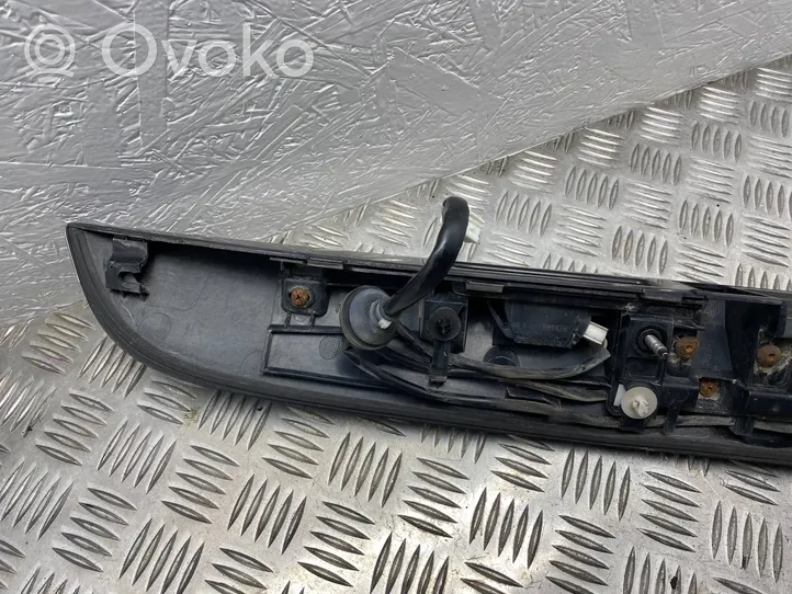 Nissan Juke I F15 Takaluukun rekisterikilven valon palkki 908681KR6A