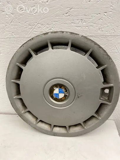 BMW 5 E34 Mozzo/copricerchi/borchia della ruota R15 36131129843