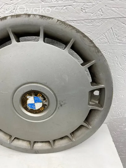 BMW 5 E34 Mozzo/copricerchi/borchia della ruota R15 36131129843