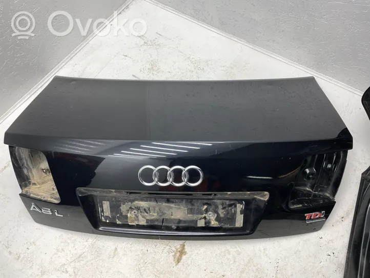 Audi A8 S8 D3 4E Tylna klapa bagażnika 