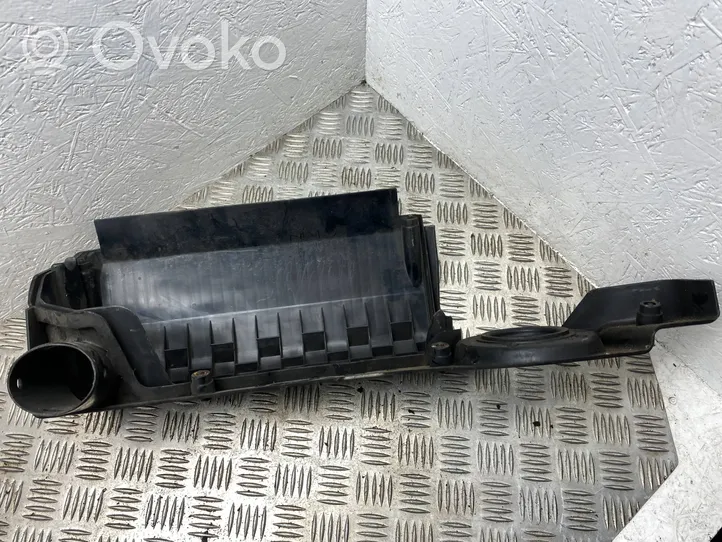 Land Rover Freelander Osłona górna silnika 0928400356