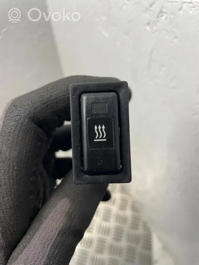 Toyota Avensis T250 Windscreen/window heater switch 153337