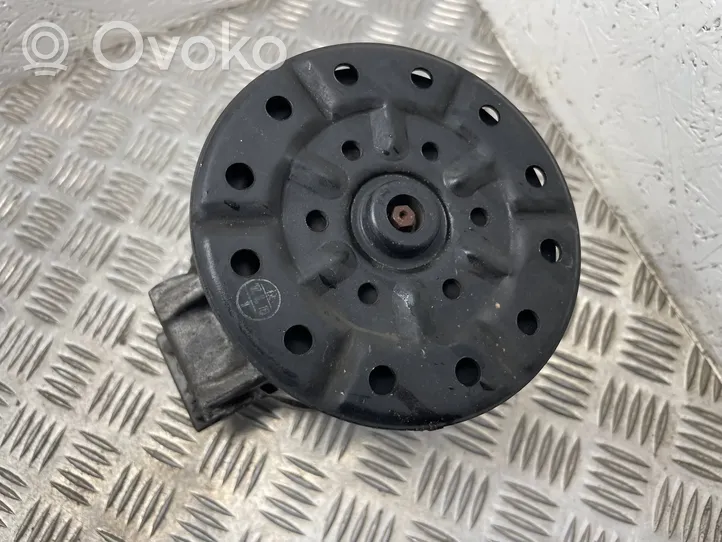 Toyota RAV 4 (XA30) Ilmastointilaitteen kompressorin pumppu (A/C) 4472601256