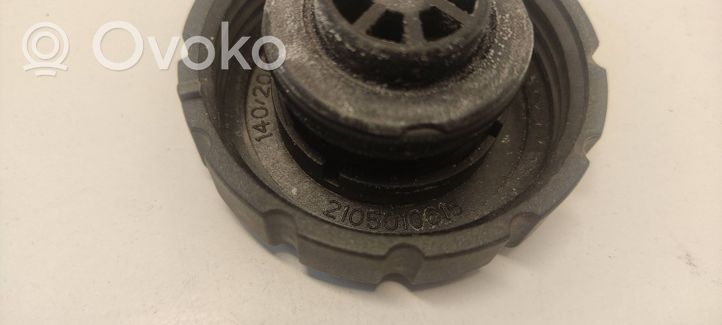 Mercedes-Benz GLC X253 C253 Tapón del depósito de refrigerante 2105010615