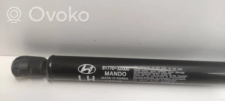 Hyundai i40 Takaluukun tuen kaasujousi 817703Z000