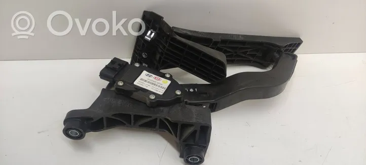 Hyundai i40 Pedal del acelerador 327263Z000