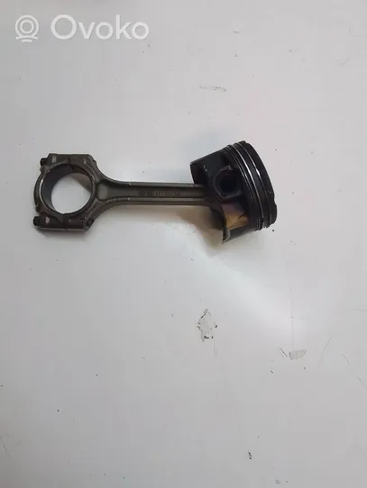 Hyundai Kona I Piston avec bielle 1710070M