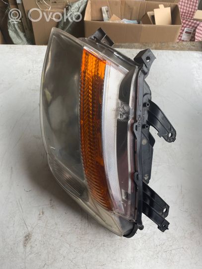 Ford Ranger Lampa przednia E115613