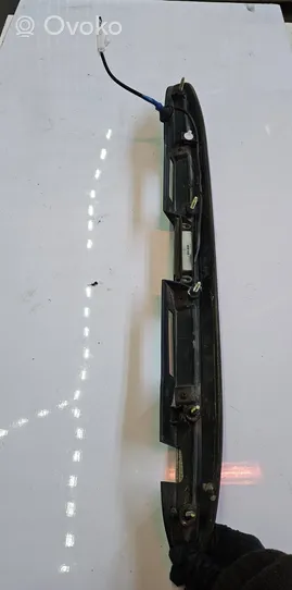 Lexus RX 300 Listwa oświetlenie tylnej tablicy rejestracyjnej 7680148040