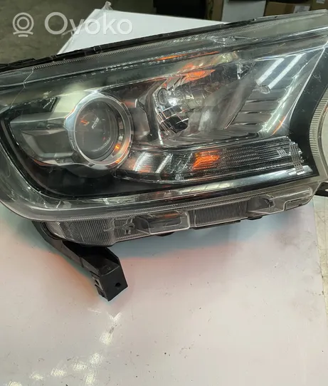 Ford Ranger Lampa przednia 