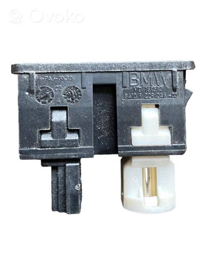 Mini Cooper Countryman R60 Connettore plug in USB 9229266
