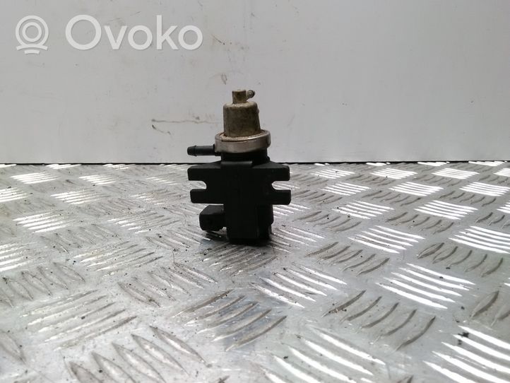 Opel Astra G Vacuum valve 897218