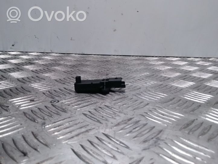 Volvo V50 Czujnik położenia wału korbowego 9643695780