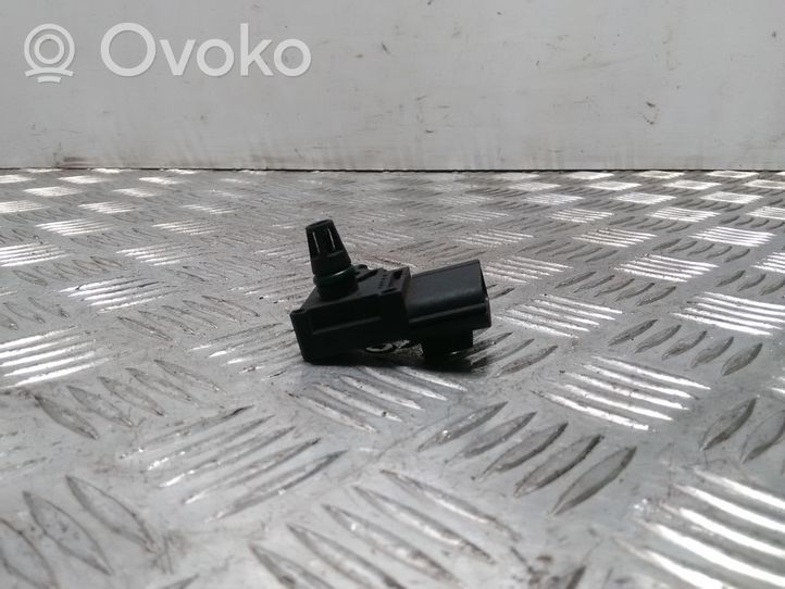 Ford Mondeo Mk III Sensor de la presión del aire 0261230044