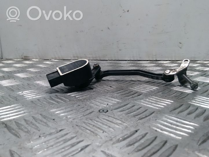 Mercedes-Benz GL X166 Czujnik poziomu zawieszenia pneumatycznego osi przedniej A0045429918