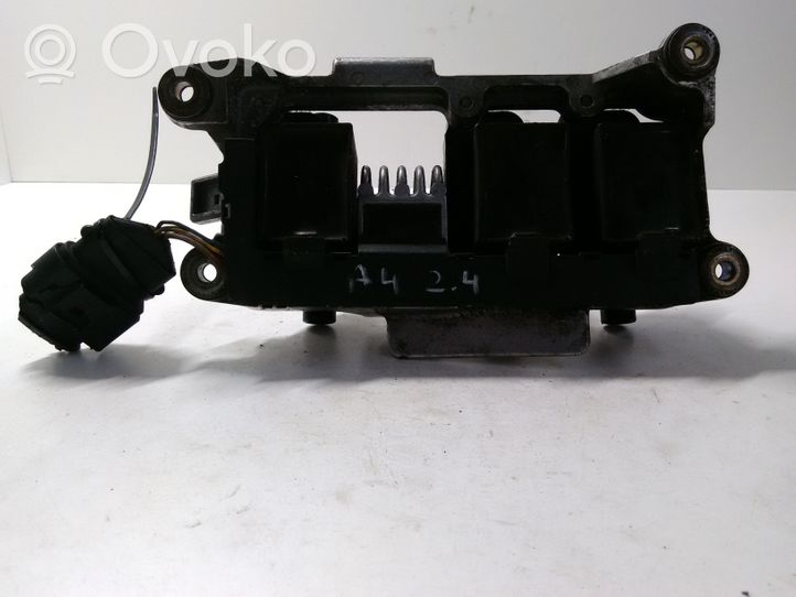 Audi A6 S6 C5 4B Bobine d'allumage haute tension 078905104