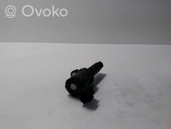 Toyota Avensis T250 Steuerventil Nockenwelle 1533028020