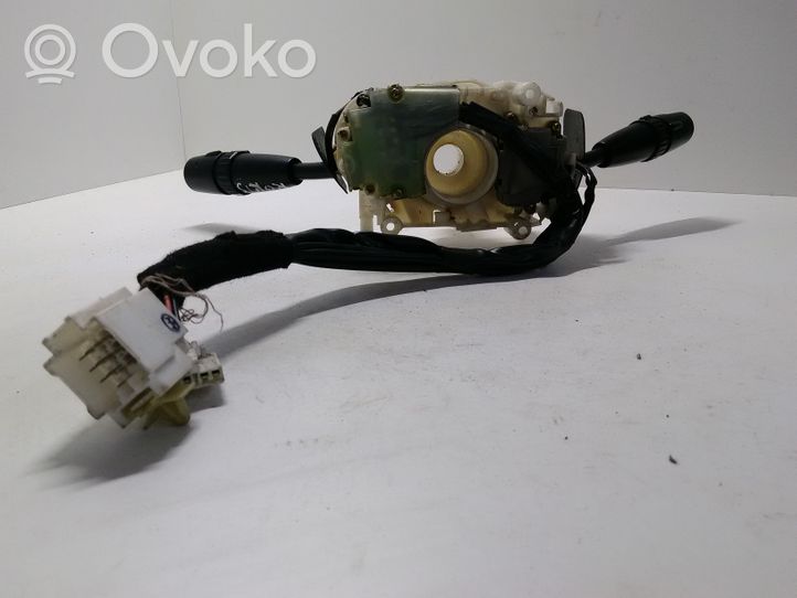 KIA Carnival Leva/interruttore dell’indicatore di direzione e tergicristallo 469310