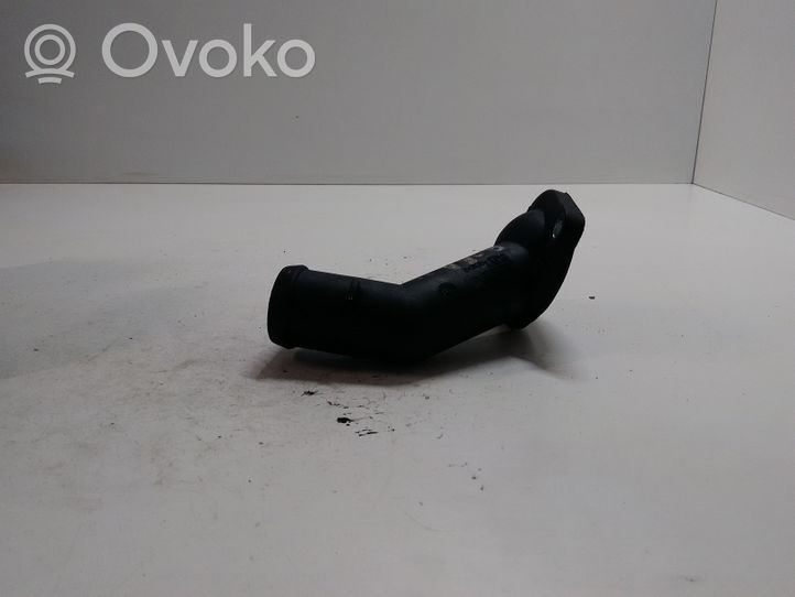 Volkswagen Touran I Termostat / Obudowa termostatu 06A121121C