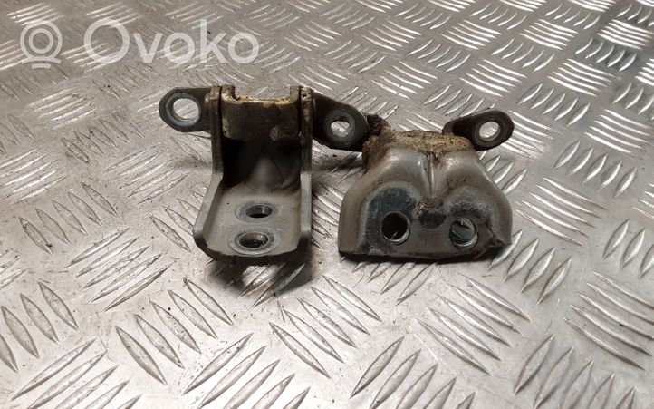 Nissan Qashqai Set di cerniere portiera anteriore 