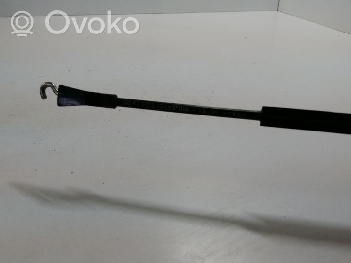 Volkswagen Touareg I Tirette à câble, verouillage de porte avant 1T0837086