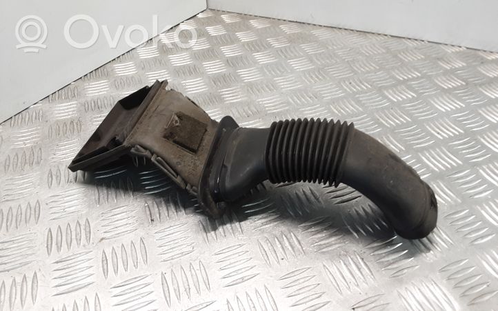 Smart ForTwo I Część rury dolotu powietrza 0003581V004