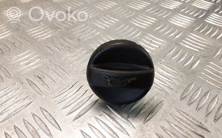 Peugeot 406 Oil filler cap 993723