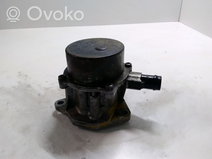 Renault Clio II Vacuum pump 8200113585