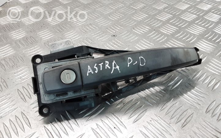 Opel Astra H Внешняя ручка 24463526