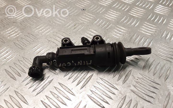 Mini One - Cooper R50 - 53 Główny cylinder sprzęgła 6758825