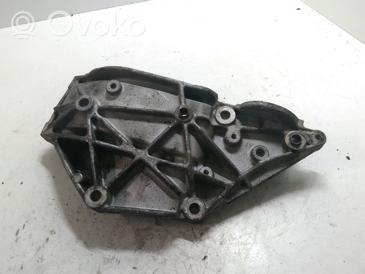 Citroen C4 Grand Picasso Generator/alternator bracket 9682367380