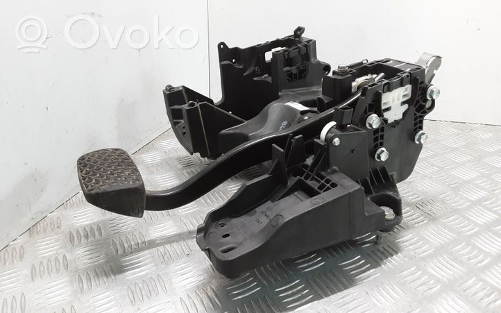 Opel Insignia A Brake pedal 20995742