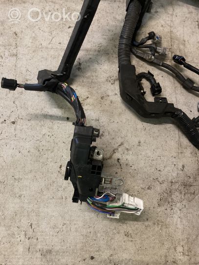 Toyota Verso Faisceau de câblage pour moteur 821210F200