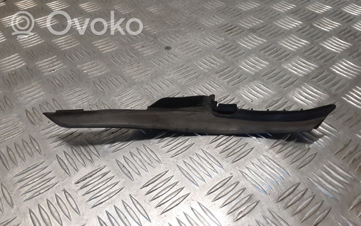 Toyota Verso Garniture de pare-brise 538660F020