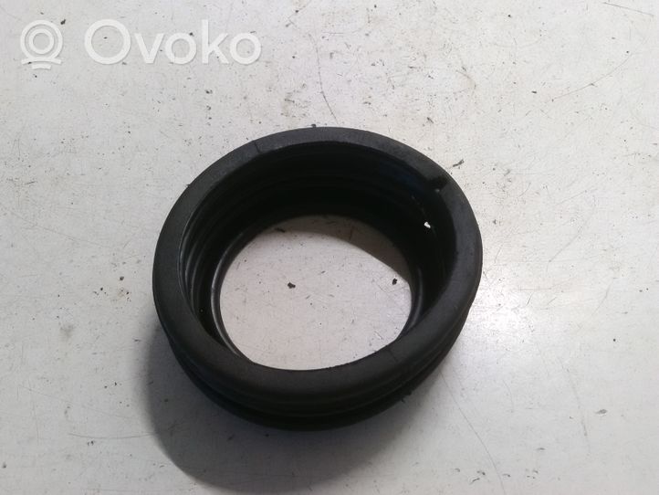 Toyota Verso Volet de trappe réservoir de carburant 7729102080