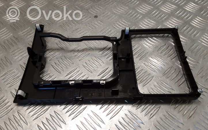 Toyota Land Cruiser (J150) Ramka deski rozdzielczej 5882160360