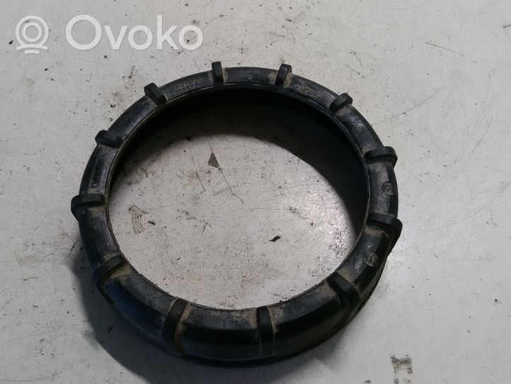 Volkswagen Caddy Bague de verrouillage pour réservoir de carburant 1250759