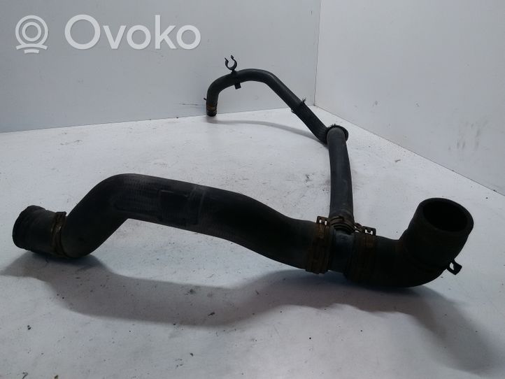 Renault Trafic II (X83) Engine coolant pipe/hose 8200413827C