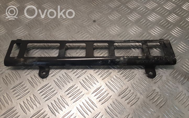 Audi A4 Allroad Support de montage de filtre à carburant 8K0201710A