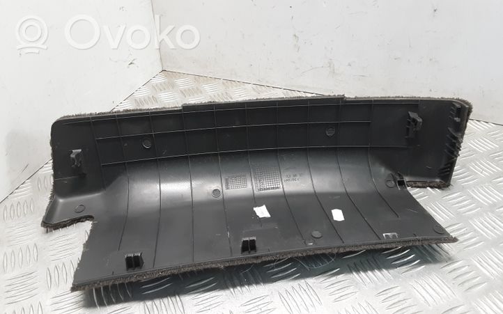 Porsche Cayenne (9PA) Inne części wnętrza samochodu 7L0881327