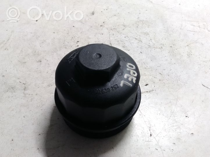 Opel Corsa C Nakrętka filtra oleju 90530262