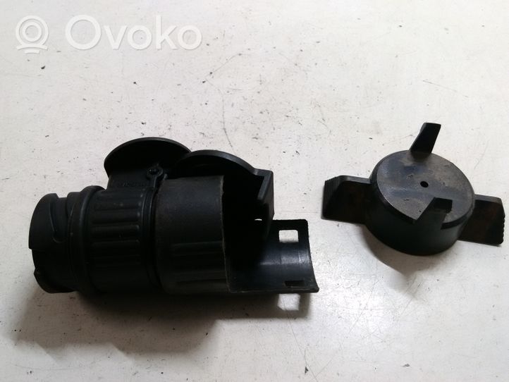 Audi A6 S6 C6 4F Tow bar electric socket 