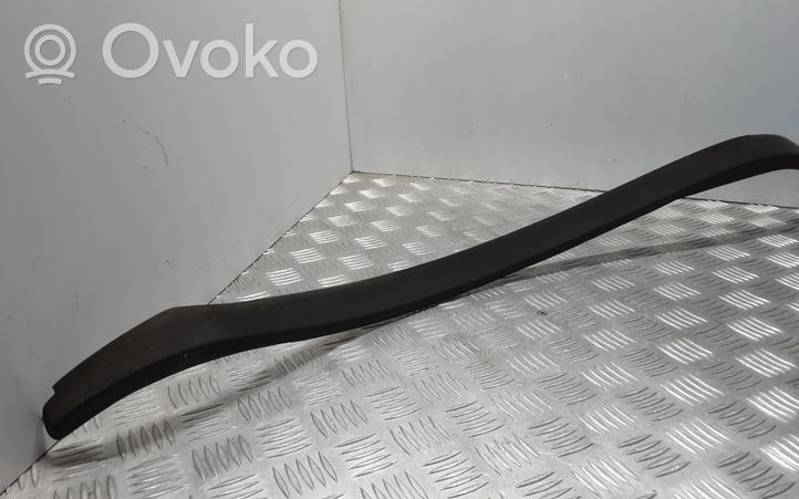 Volkswagen Golf Plus Takaoven lista (muoto) 5M0839373