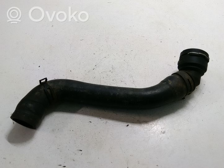 Volkswagen Golf IV Tubo flessibile del liquido di raffreddamento del motore 1J0122101C