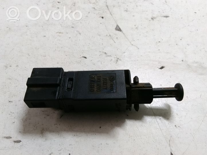 Volkswagen Golf IV Czujnik położenia pedału sprzęgła 1H0927189D