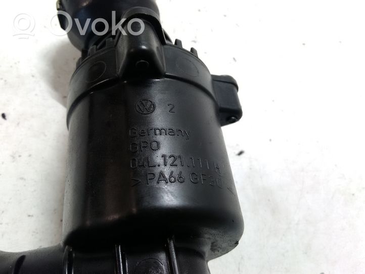 Audi A4 S4 B8 8K Termostato/alloggiamento del termostato 04L121111H