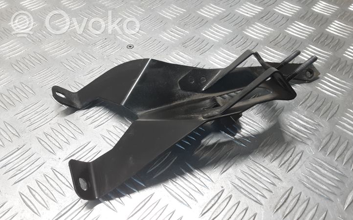 BMW X1 E84 Support de pompe de direction assistée 6796408