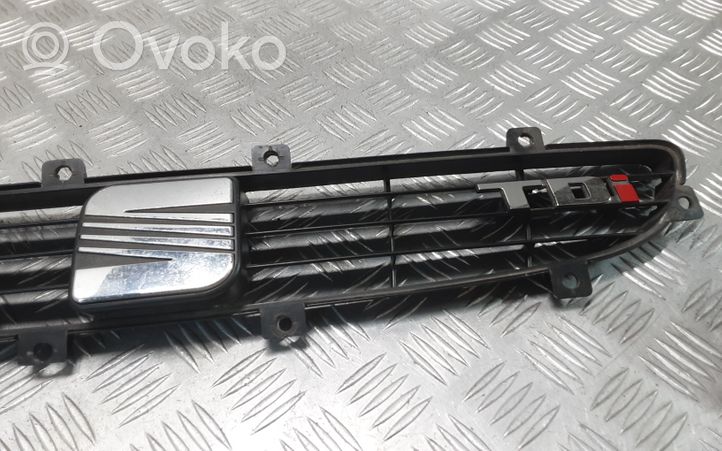 Seat Cordoba (6K) Maskownica / Grill / Atrapa górna chłodnicy 6K0853675L