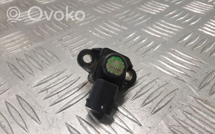 Mercedes-Benz S W221 Air pressure sensor A0051535028